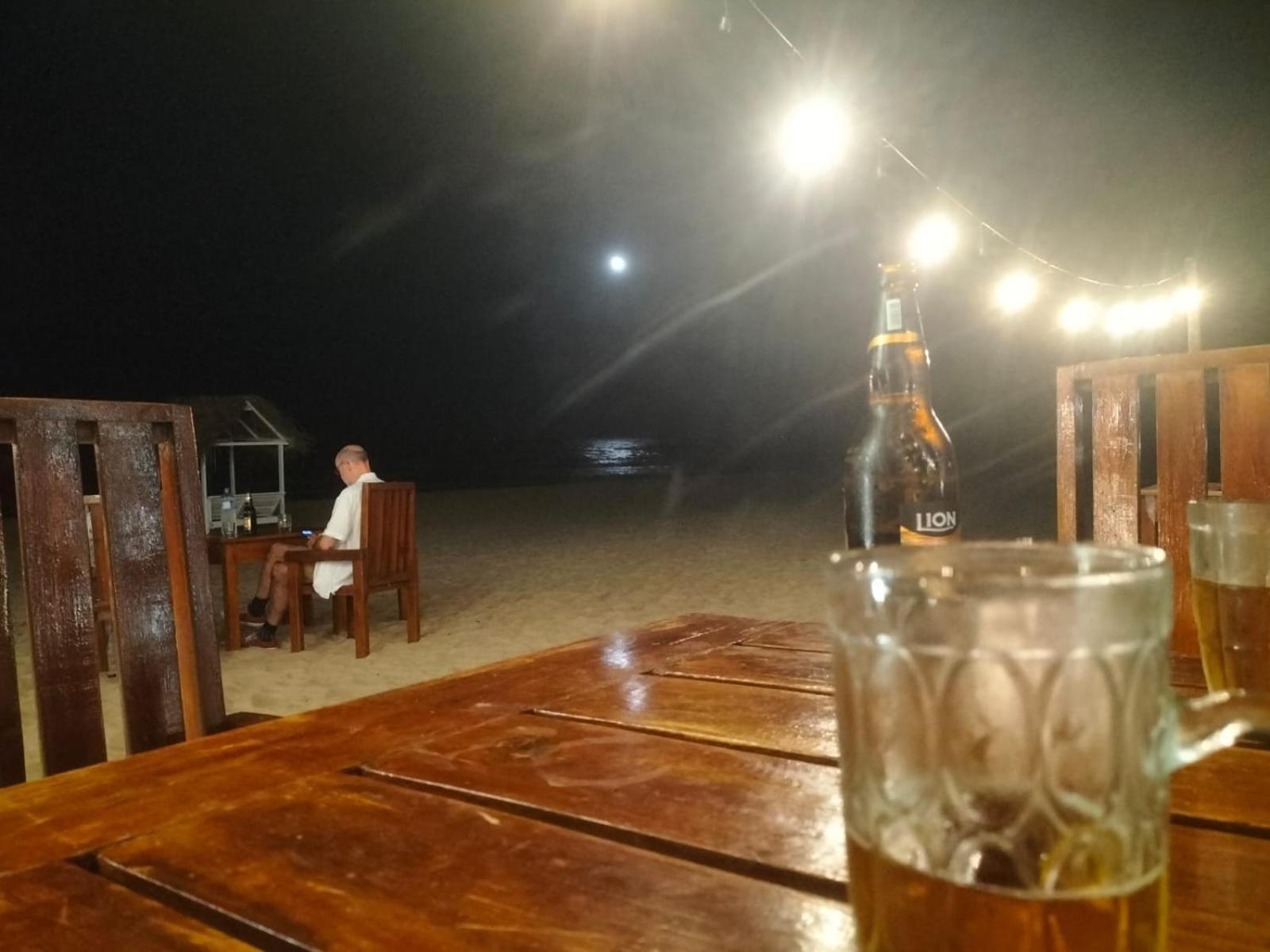 Hotel Coral Bay Тринкомали Экстерьер фото